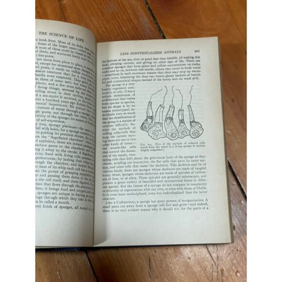 VINTAGE The Science of Life book by H.G Wells.GP Wells.Huxley.The Literary Guide - Picture 6 of 6